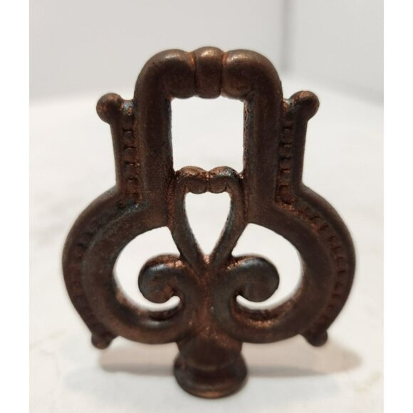 Vintage Cast Iron Coat Hooks And Lamp Finials 4 Pieces Unique Hooks 8" - Picture 9 of 16